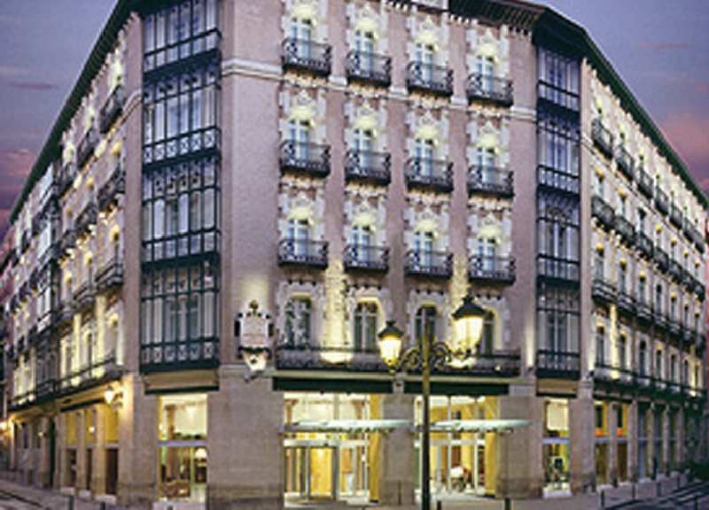 Catalonia El Pilar Hotel Zaragoza Exterior photo